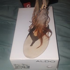 Sandal